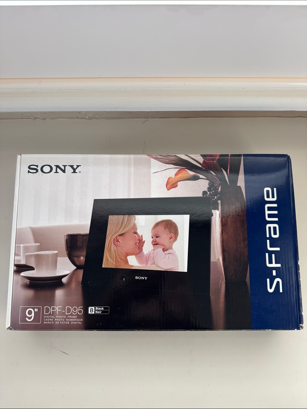 Sony Digital Photo Frame with Remote